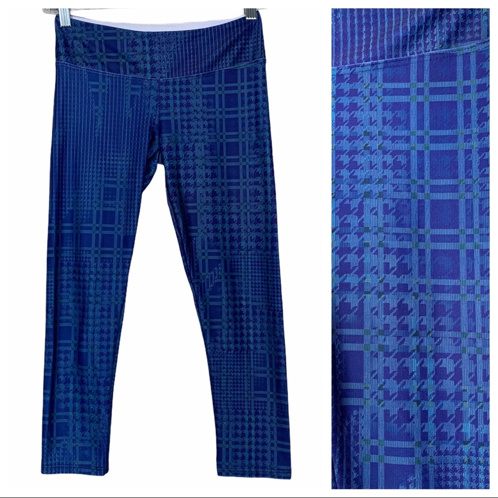 Pure Karma Houndstooth Mixed Media Crop Leggings